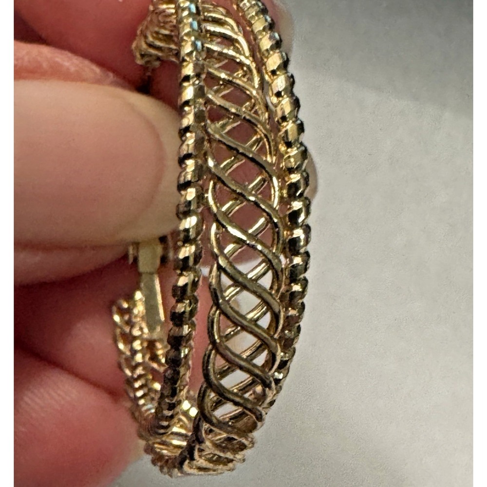 Gold Tone Triple Row Lattice Hoop Earrings Textured‎ Woven Rope 1.25 Inch Round
